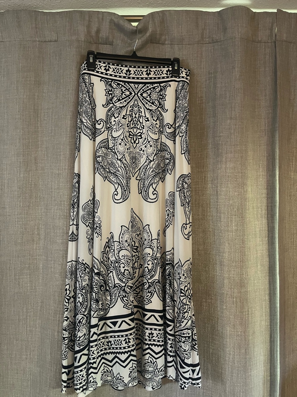 INC International Concepts Black and White Paisley Maxi Skirt